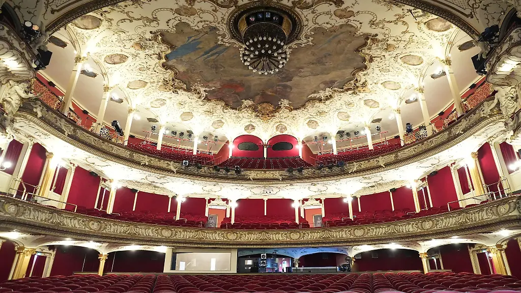 Das-Haus-zaehlt-zu-den-bekanntesten-Kultureinrichtungen-Hamburgs