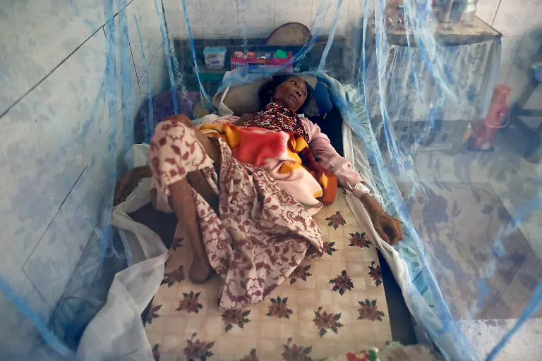 2014-01-23T120000Z-1799633922-GM1EA1N0V9U01-RTRMADP-3-MYANMAR