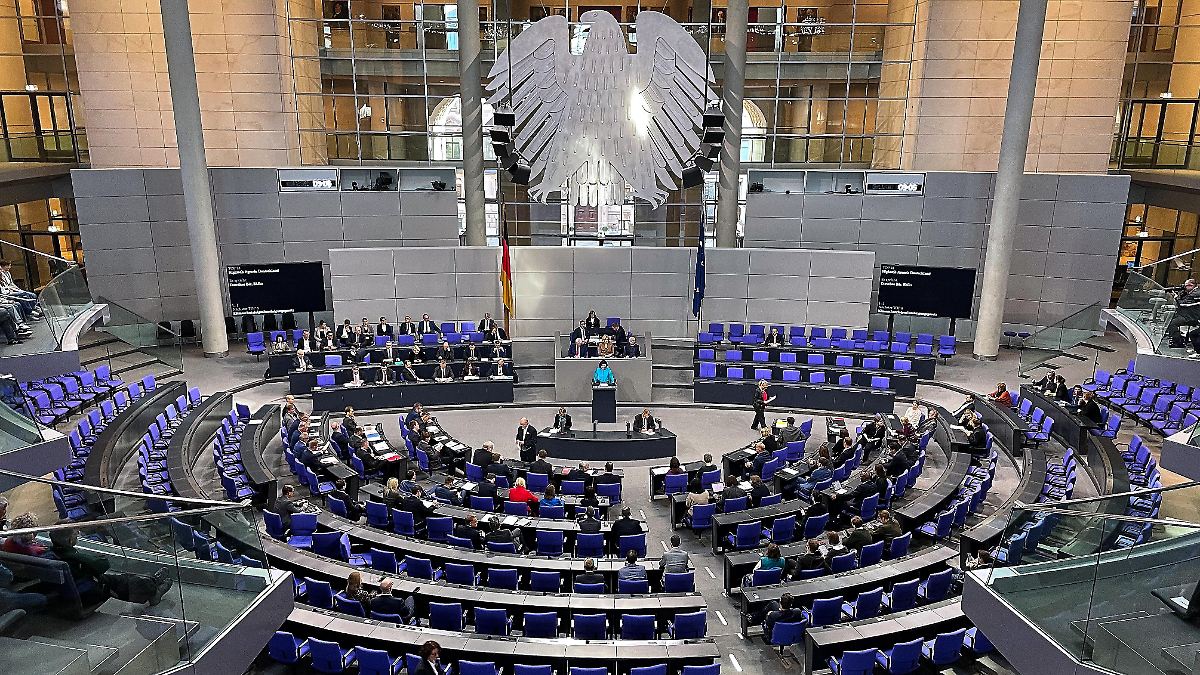 Bilger-pocht-auf-Fahrplan-Union-lehnt-Stopp-des-Rentenpakets-ab