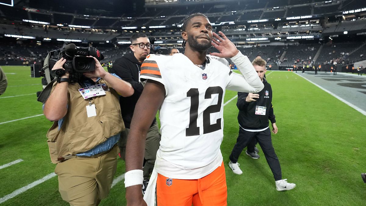 Aber Blitz-Degradierung droht: Ignorierter Sanders knallt Spöttern ein NFL-Märchen entgegen