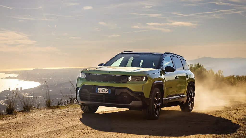 Aus-Europa-fuer-Europa-Der-neue-Compass-ist-trotz-seiner-Wurzeln-ein-echter-Jeep-geblieben