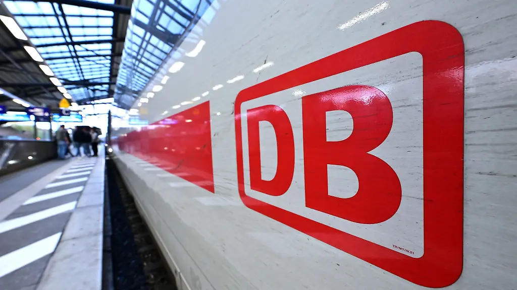 Fuer-Baumassnahmen-sperrt-die-Deutsche-Bahn-Strecken-in-Thueringen-das-wirkt-sich-nicht-nur-auf-den-Nahverkehr-aus
