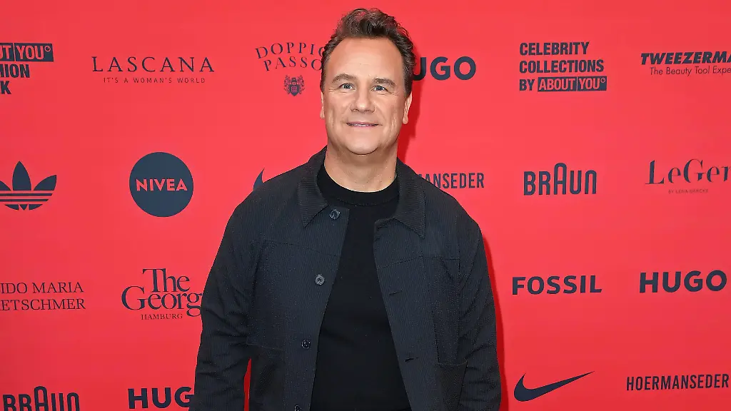 Guido-Maria-Kretschmer-beim-ABOUT-YOU-FASHION-BALL-im-Schmidts-Tivoli-in-Hamburg-am-26-09