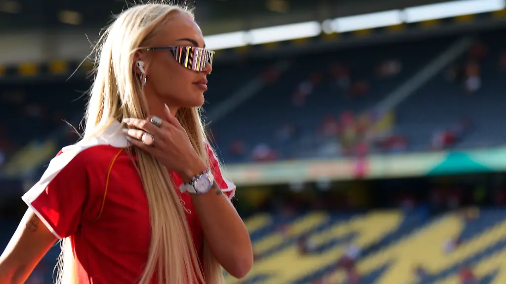 Alisha-Lehmann-forward-of-Switzerland-and-Juventus-prior-the-UEFA-Women-s-EURO-2025-Quarter-Final-match-between-Spain-v-Switzerland-at-Stadion-Wankdorf-on-July-18-2025-in-Bern-Switzerland