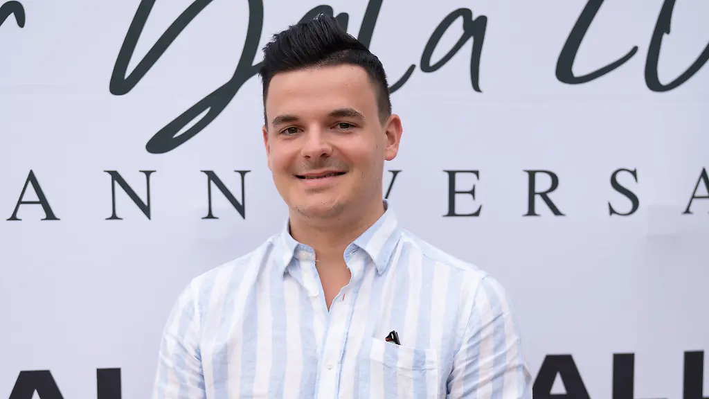 COLOGNE-GERMANY-JULY-28-Jan-Zimmermann-attends-the-ALL-IN-Summer-Gala-2022-on-July-28-2022-in-Cologne-Germany