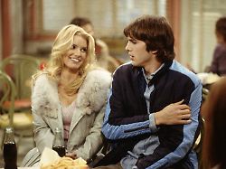 Er sagte nur ein Wort: So reagierte Ashton Kutcher auf Jessica Simpsons Jungfräulichkeit