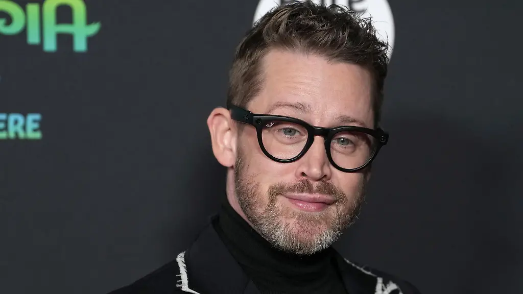 Macaulay-Culkin-arrives-at-the-Walt-Disney-Animation-Studios-ZOOTOPIA-2-World-Premiere-held-at-the-El-Capitan-Theatre-in-Hollywood-CA-on-Thursday-November-13-2025-Photo-By-Sthanlee-B