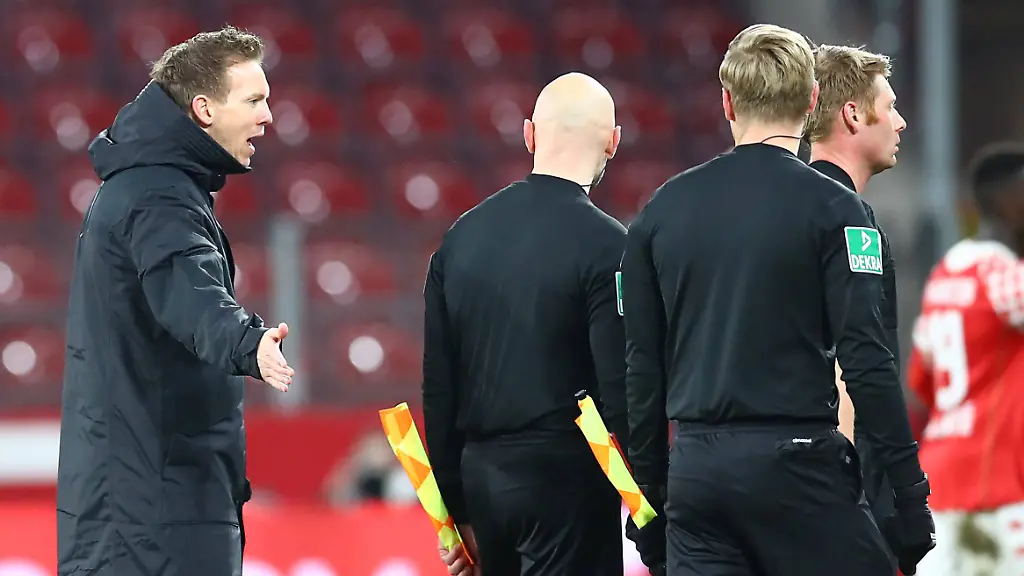 069575446be2b89cbb929ed68fbfe5b7