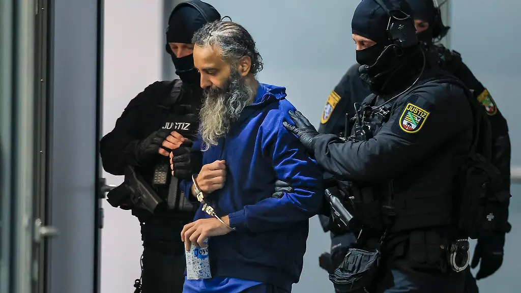 Der-Prozess-gegen-Taleb-al-Abdulmohsen-wird-im-temporaeren-Gerichtsgebaeude-des-Landgerichtes-Magdeburg-gefuehrt