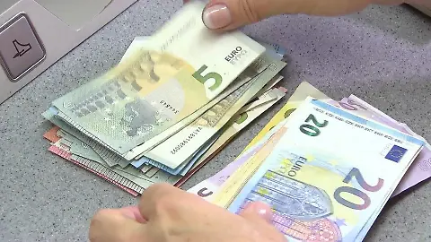 Geld Staat