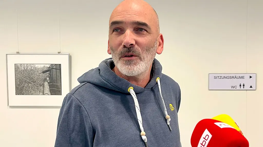 Christian-Dorst-ist-als-BSW-Fraktionsvize-zurueckgetreten-die-Fraktion-bestaetigt-das