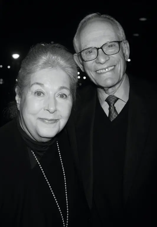 FILE-PHOTO-Alan-Bergman-Has-Passed-Away-Marilyn-Bergman-and-Alan-Bergman-attend-Barbra-Streisand-s-Farewell-Concert-at-Madison-Square-Garden-in-New-York-City-on-October-9-2006