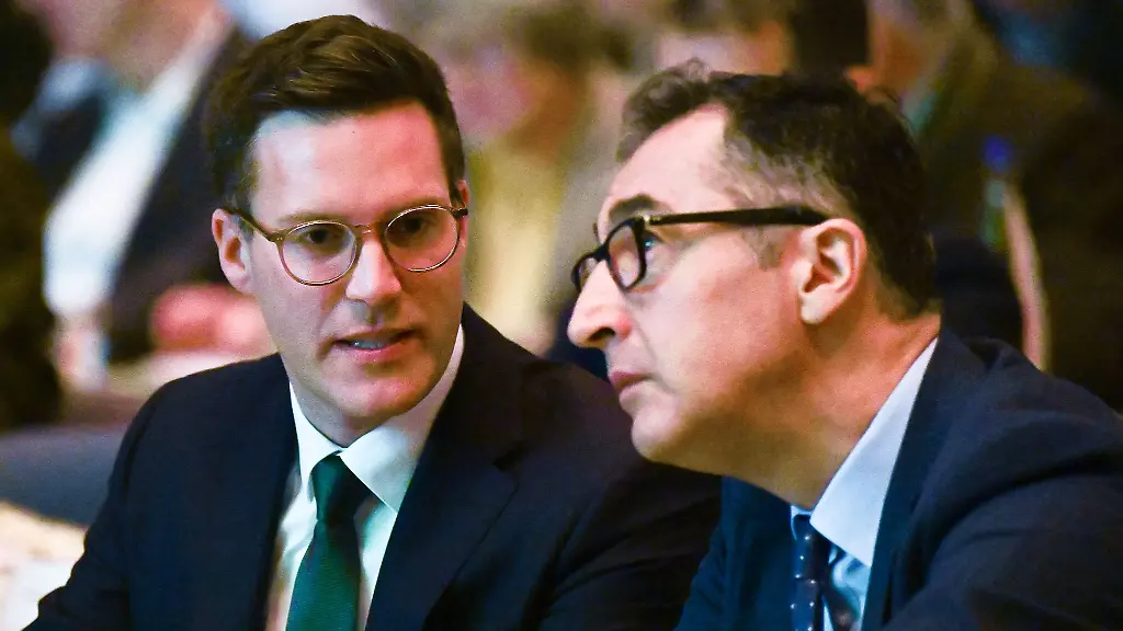 Sie-pflegen-einen-freundlichen-Umgang-konkurrieren-aber-ums-Ministerpraesidentenamt