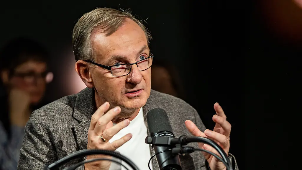 ntv-Podcast-Arche-Tafel-23