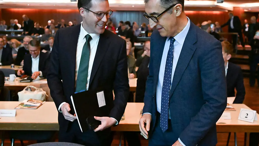 Die-beiden-begegneten-sich-schon-mehrfach-bei-Diskussionsrunden