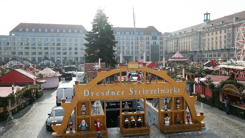 Massive-Gusselemente-sollen-verhindern-dass-Fahrzeuge-unbefugt-auf-das-Marktgelaende-fahren