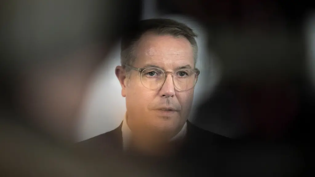 Der-Generationenkonflikt-der-jetzt-auch-herbeigeredet-wird-den-finde-ich-hochgefaehrlich-sagt-Schweitzer