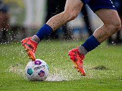 "DFB könnte Zeichen setzen": Berlin scheitert mit Verbot von Hitler-Trikotnummer