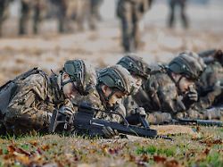 "Pistorius verschläft Problem": Ausrüstungsdebakel beim Bundeswehr-Funk erzürnt Grüne