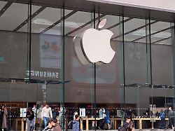 iPhone-17-Boom schlägt durch: Marktforscher: Apple überholt Samsung bei Smartphone-Verkäufen