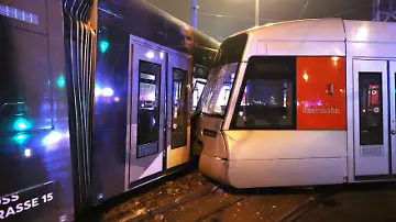 560576180