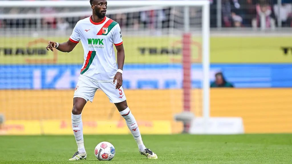 Chrislain-Matsimas-Vertrag-wird-vorzeitig-ein-Jahr-verlaengert