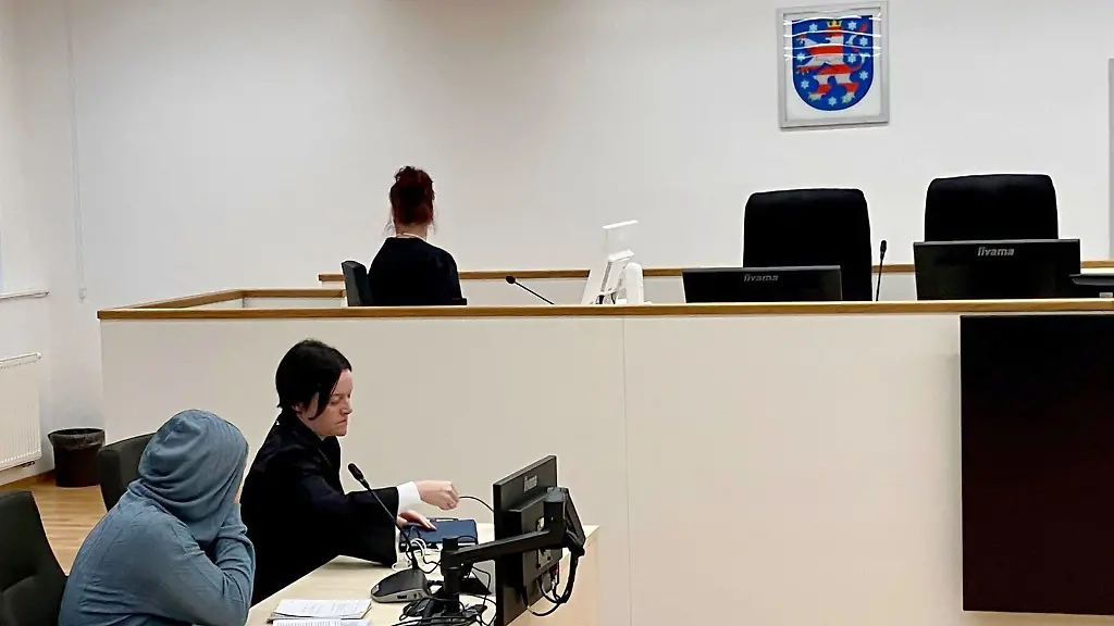 Die-angeklagte-Mutter-gibt-vor-Gericht-unter-Traenen-an-sich-kaum-erinnern-zu-koennen