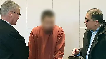 559513988
