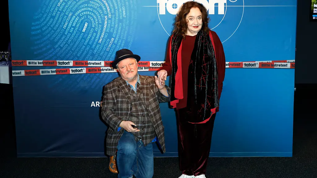 Axel-Prahl-und-Mechthild-Grossmann-bei-der-Premiere-des-ARD-Fernsehfilms-Tatort-Die-Erfindung-des-Rades-im-Cineplex-Muenster-25-11