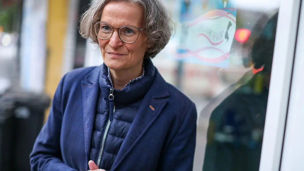 Bauministerin-Ina-Scharrenbach-CDU-spricht-offen-ueber-ihre-Krebserkrankung