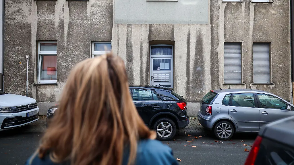 Wie-die-Familie-den-Einsatz-vor-dem-lebensgefaehrlichen-Schuss-auf-eine-Zwoelfjaehrige-erlebt-weicht-nach-Darstellung-ihres-Anwalts-von-der-Polizeiversion-ab