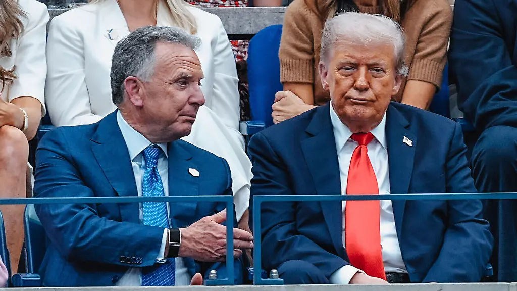 Photo by zz 25-in-Men's-Singles-U.S.-Open-Tennis-Championship-Finals-at-USTA-Billie-Jean-King-National-Tennis-Center-in-Flushing-Meadows-Corona-Park-Queens-New-York-City
