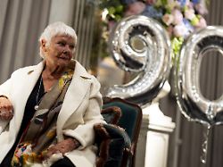Erkennt Freunde nicht mehr: Judi Dench ist durch Sehschwäche stark eingeschränkt