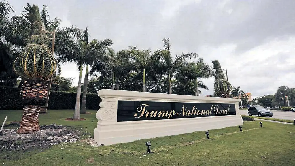 President-Donald-Trump-reported-76-million-in-income-from-his-Trump-National-Doral-resort-in-2018-up-slightly-from-75-million-in-2017