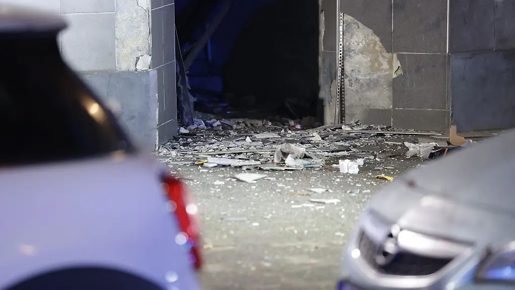 Am-fruehen-Donnerstagmorgen-ist-es-in-Duesseldorf-zu-einer-Explosion-in-einem-Wohngebaeude-gekommen