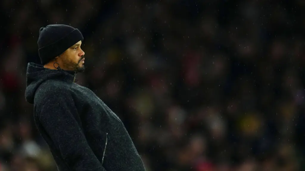 Bayern-Munich-Manager-Vincent-Kompany-Arsenal-v-Bayern-Munich-UEFA-Champions-League-Group-Stage-Football-Emirates-Stadium-London-UK-26-Nov-2025London-Emirates-Stadium-United-Kingdom-EDITORIAL-USE-ONLY-No-use-with-unauthorised-audio-video-data-fixture-lists-club-league-logos-or-live-services-Online-in-match-use-limited-to-120-images-no-video-emulation-No-use-in-betting-games-or-single-club-league-player-publications