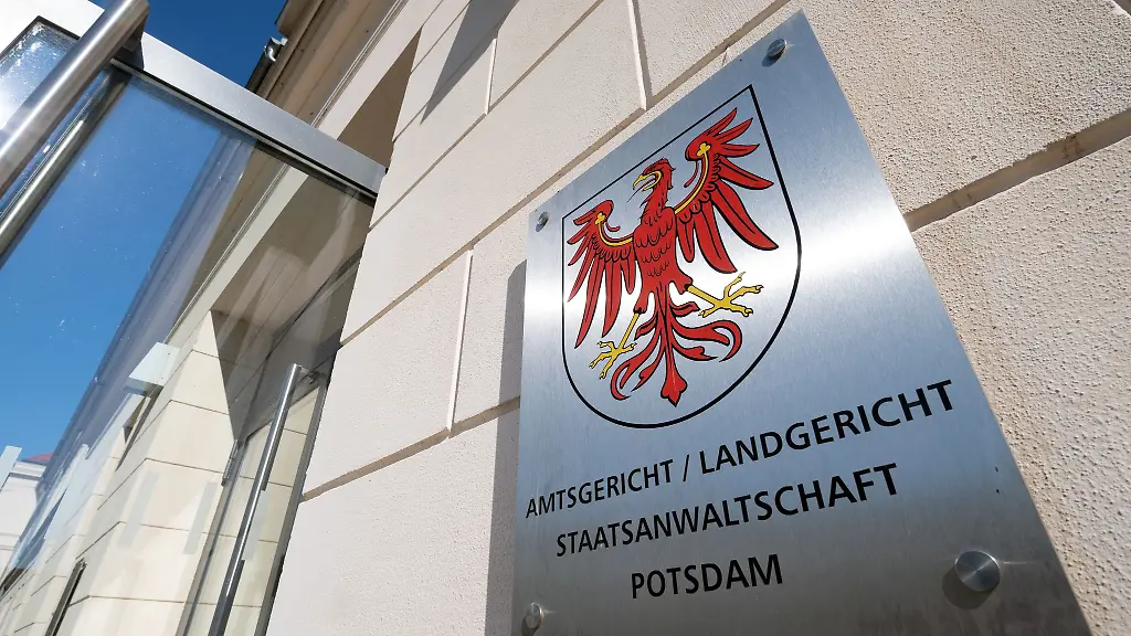 Ein-52-Jaehriger-ist-am-Amtsgericht-Potsdam-wegen-Betruges-verurteilt-worden