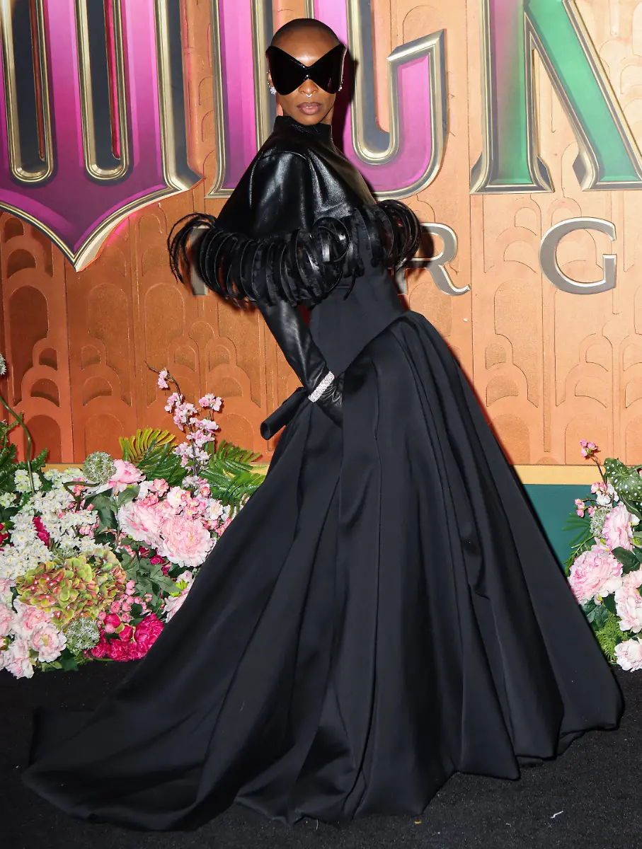 New-York-Premiere-Of-Universal-Pictures-Wicked-For-Good-MANHATTAN-NEW-YORK-CITY-NEW-YORK-USA-NOVEMBER-17-British-actress-and-singer-songwriter-Cynthia-Erivo-Cynthia-Chinasaokwu-Onyedinmanasu-Amarachukwu-Owezuke-Echimino-Erivo-wearing-Balenciaga-arrives-at-the-New-York-Premiere-Of-Universal-Pictures-Wicked-For-Good-held-at-David-Geffen-Hall-at-the-Lincoln-Center-for-the-Performing-Arts-on-November-17-2025-in-Manhattan-New-York-City-New-York-United-States