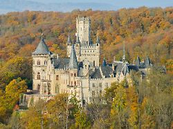 Von "Maxton Hall"-Fans gestürmt: Schloss Marienburg bläst geplante Öffnung ab
