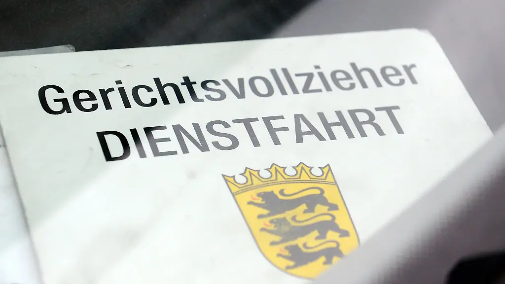 Gerichtsvollzieher-im-Suedwesten-sollen-kostenlose-Schutzwesten-erhalten-fordert-die-Justizgewerkschaft