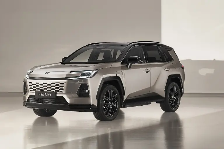 Der-neue-Toyota-RAV4-ist-nur-noch-als-Hybrid-oder-PHEV-zu-haben