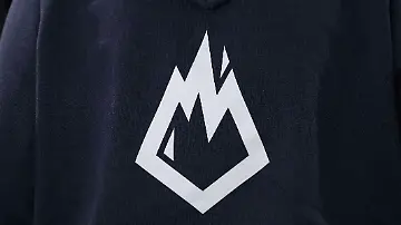 541261796