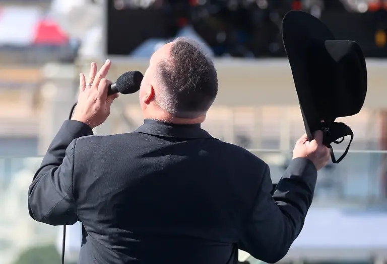 6aba1ed3618f7695d1127d12f3d060db