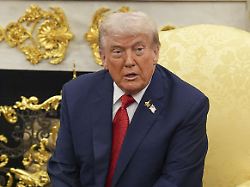 Rolex und Gold für Zoll-Deal: Schweizer Abgeordnete wittern Korruption nach Geschenken an Trump