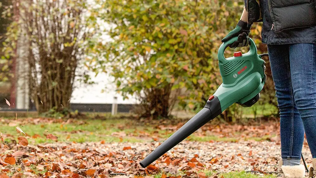 Black-Friday-Rabatte-fuer-den-Garten-Werkzeuge-Geraete-und-Zubehoer-rutschen-kraeftig-im-Preis