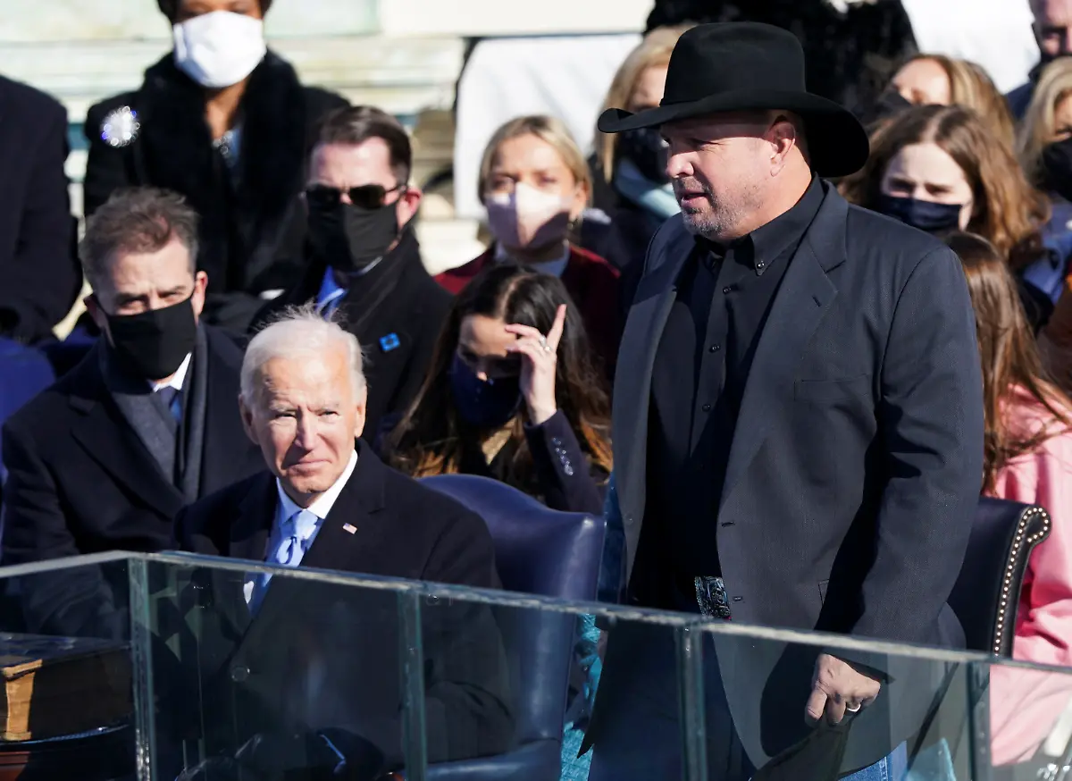 33b0317dff2e813cc467768e5588882e