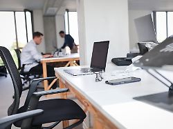 Überwachung im Berufsalltag: "Ein Arbeitgeber will natürlich wissen, ob seine Beschäftigten spazieren gehen"