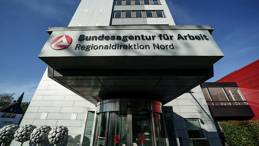 In-Schleswig-Holstein-sind-rund-93-000-Menschen-arbeitslos-gemeldet