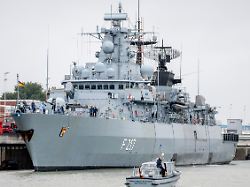 Rekordsichtungen im Oktober: MAD: Immer mehr Drohnen über Marinestützpunkten