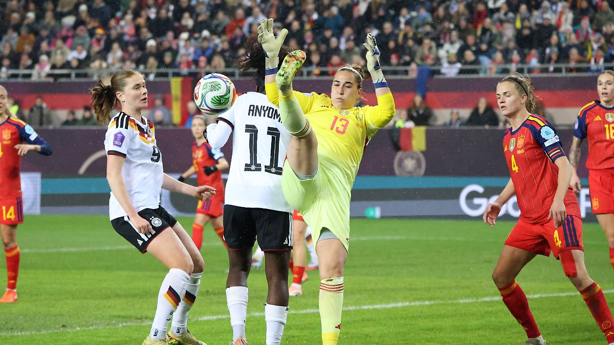 Nur-ein-Tor-f-llt-nicht-DFB-Frauen-brillieren-im-Final-Hinspiel-gegen-Weltmeister-Spanien
